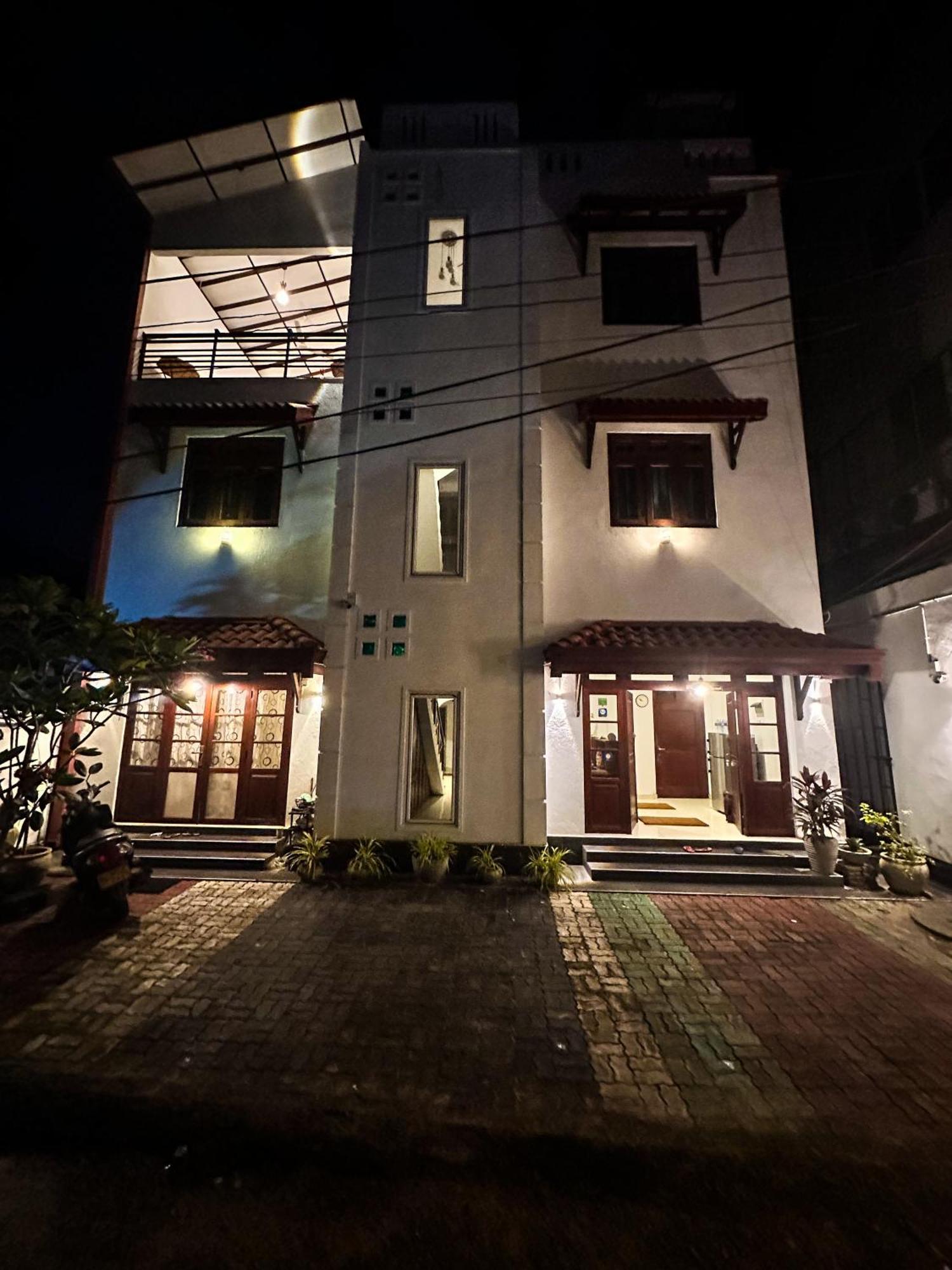 فندق New Panda House كالي المظهر الخارجي الصورة