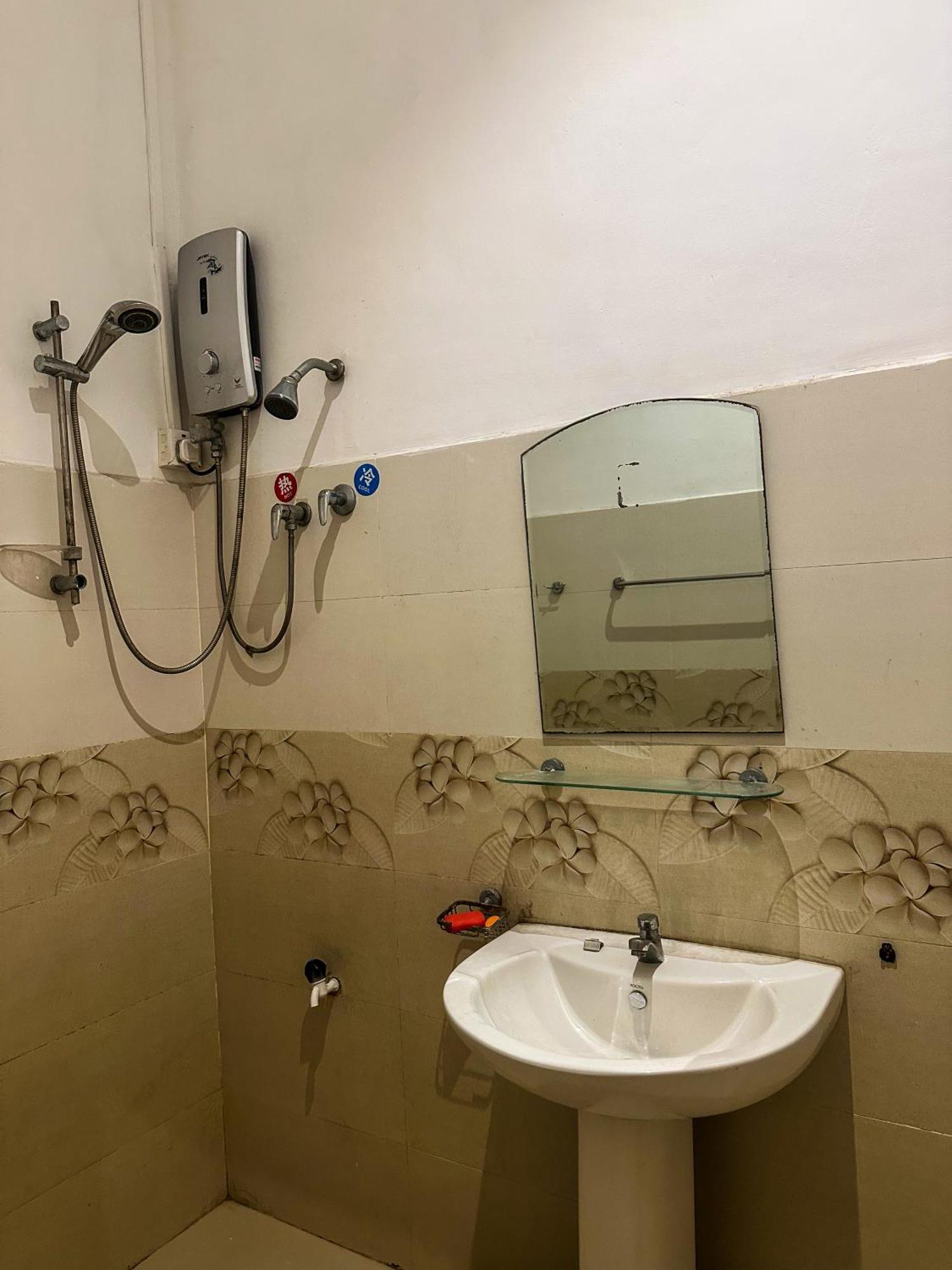 فندق New Panda House كالي الغرفة الصورة